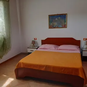 Appartamento Vacanze Da Macandu&stefi, San Giovanni Suèrgiu